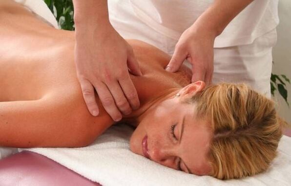 Massage of cervical spine with osteocondrosis
